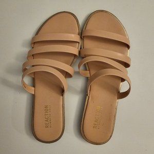 NWOT Kenneth Cole Beige Sandals